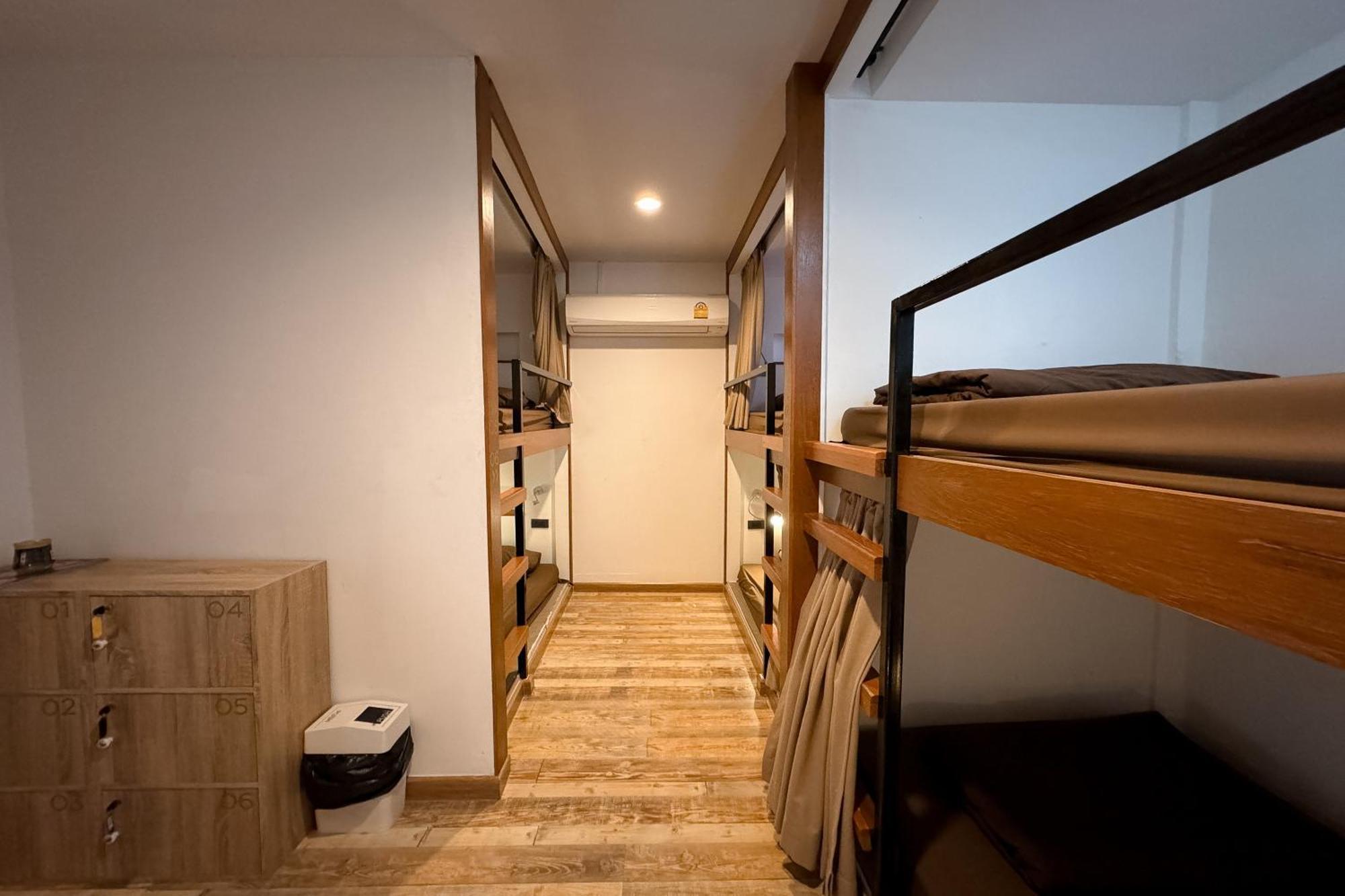 Once In A Blue Moon Cafe And Hostel Τσιάνγκ Μάι Εξωτερικό φωτογραφία